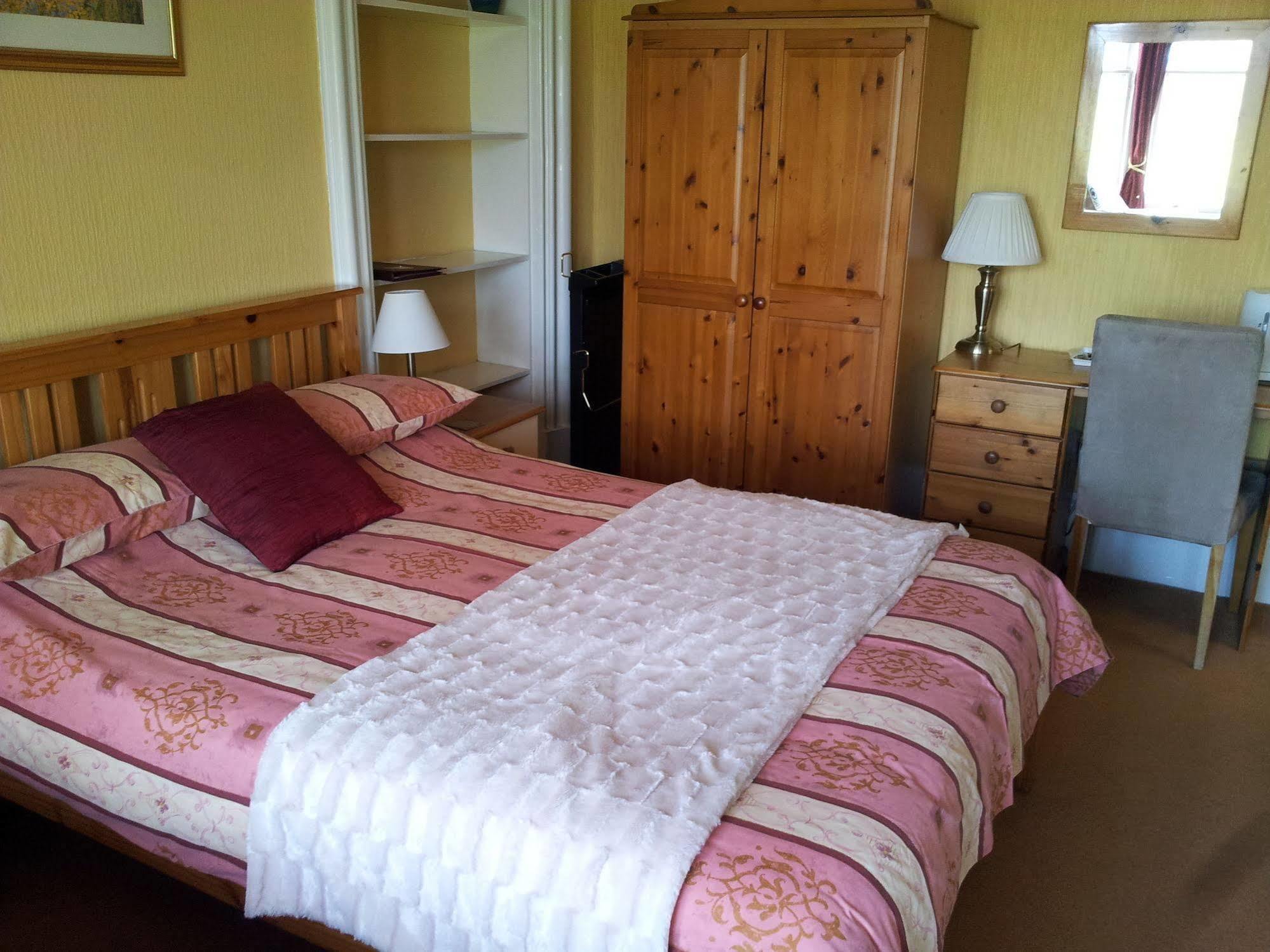 Mackenzie Guest House EDI Exteriér fotografie
