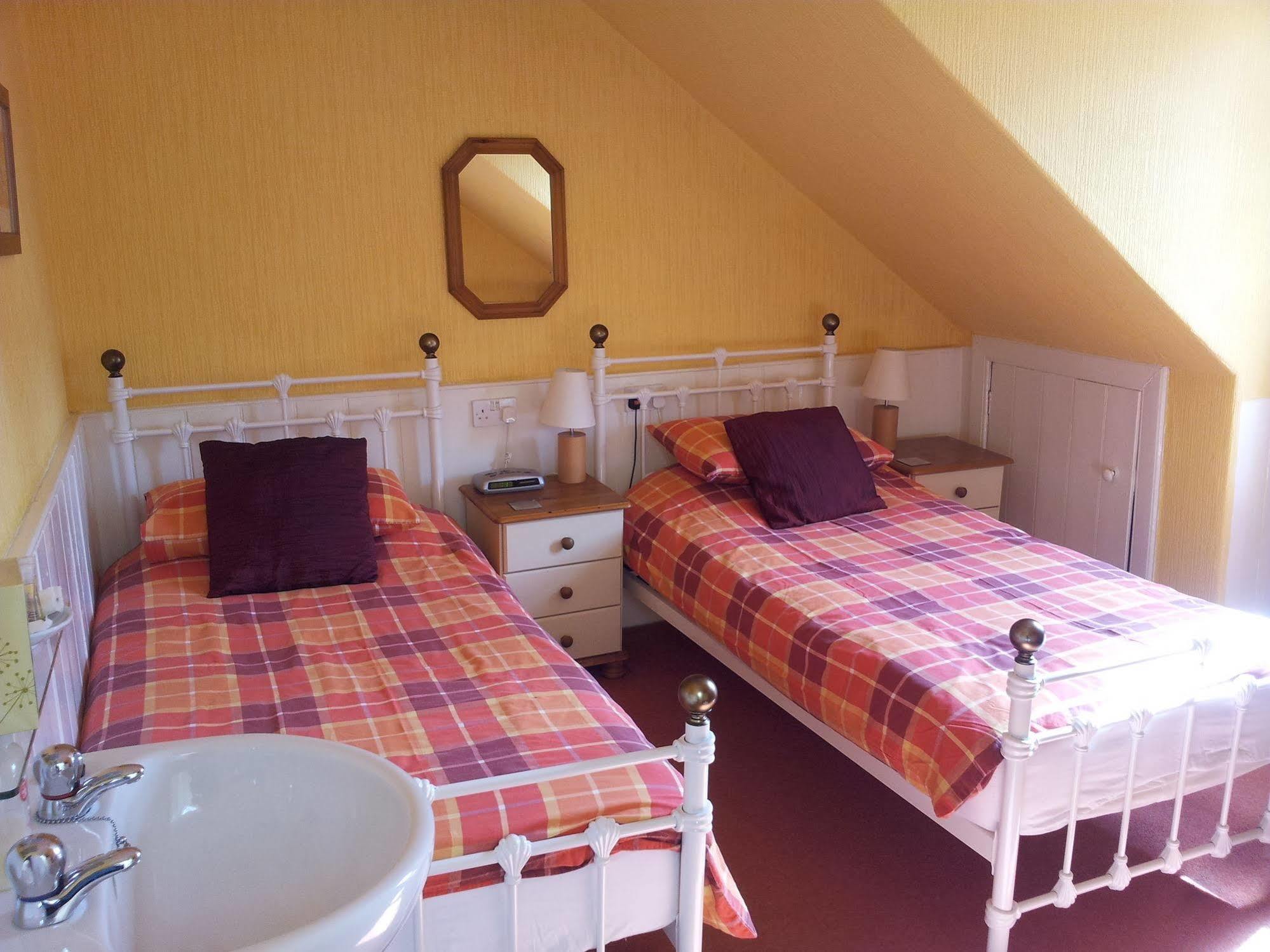 Mackenzie Guest House EDI Exteriér fotografie